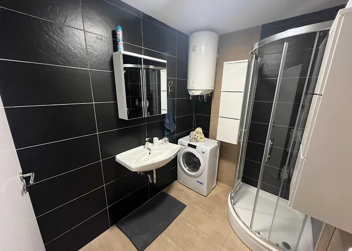 Adam & Eva, Near Terme Olimia, Free Parking *